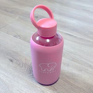 IVORY ELLA Water Bottle